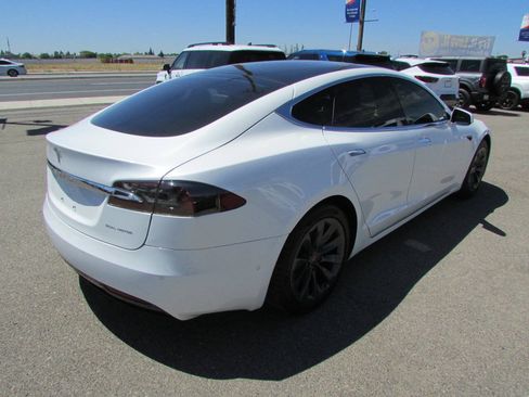 Used 2020 Tesla Model S Long Range Plus AWD/4WD image 7