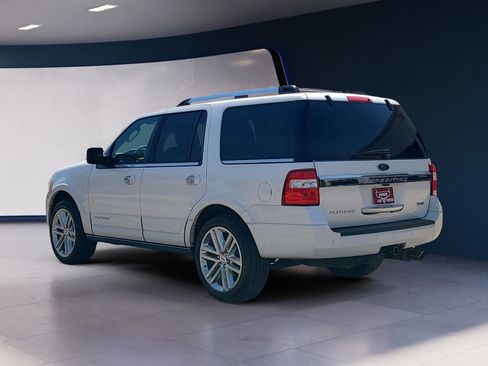 Used 2017 Ford Expedition Platinum image 3