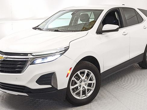 Used 2023 Chevrolet Equinox LT w/ LPO, Floor Liner Package AWD/4WD image 6