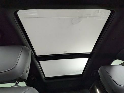 Certified 2023 Cadillac XT5 Premium Luxury w/ LPO, Floor Liner Package FWD image 7