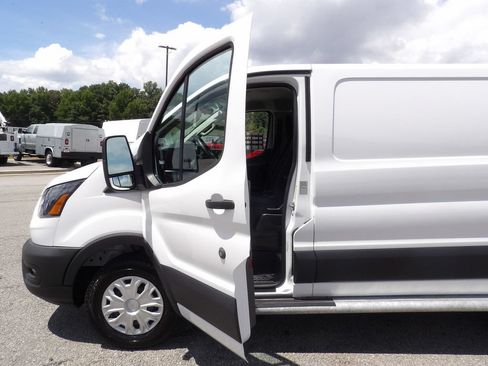 Used 2025 Ford Transit 250 Low Roof w/ Exterior Upgrade Package RWD image 13