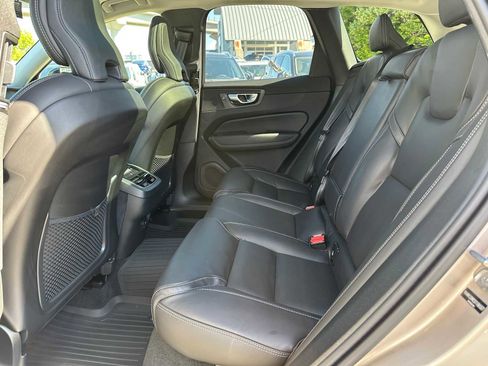 New 2025 Volvo XC60 B5 Ultra w/ Protection Package Premier image 15