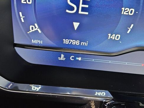 Used 2025 Chevrolet Silverado 3500 LT w/ Convenience Package image 28