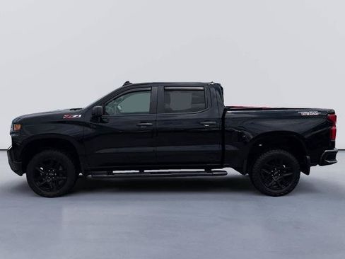 Used 2021 Chevrolet Silverado 1500 Custom Trail Boss w/ Safety Confidence Package AWD/4WD image 2