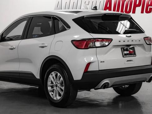 Used 2022 Ford Escape SE FWD image 13