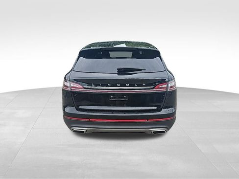 Used 2022 Lincoln Nautilus Reserve w/ Monochromatic Package image 13