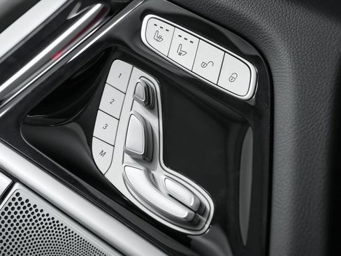 Used 2025 Mercedes-Benz G 63 AMG 4MATIC image 90