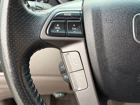 Used 2012 Honda Odyssey Touring image 15