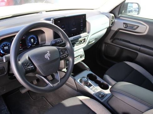 Used 2025 Ford Bronco Sport Big Bend AWD/4WD image 2