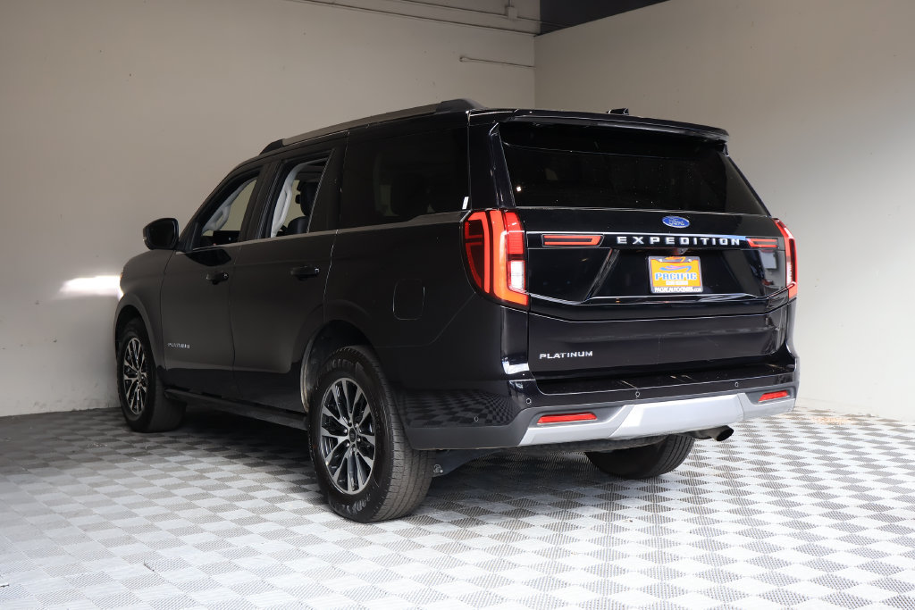 Used 2025 Ford Expedition Platinum AWD/4WD image 14