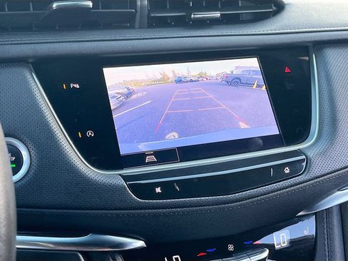 Used 2023 Cadillac XT5 Premium Luxury AWD/4WD image 13