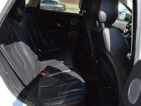 Used 2015 Land Rover Range Rover Evoque Pure Plus image 21
