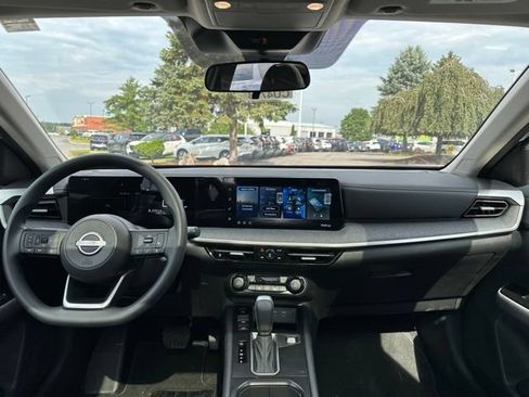 Used 2026 Nissan Kicks SV w/ SV Premium Package AWD/4WD image 15