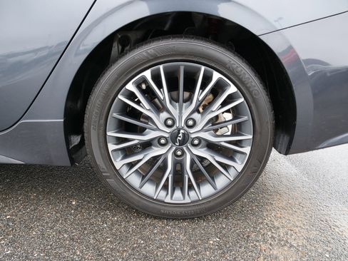 Used 2023 Kia Forte GT-Line w/ GT-Line Technology Package image 12