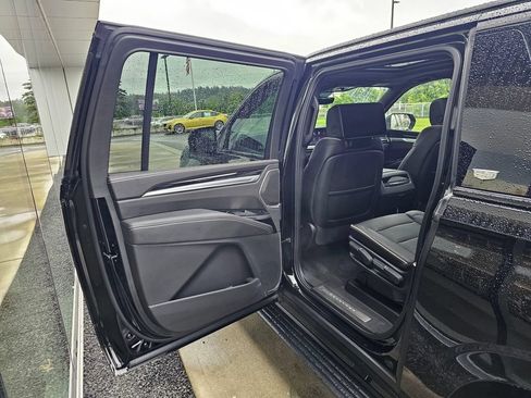 Certified 2026 Cadillac Escalade ESV Sport w/ LPO, Floor Liner Package AWD/4WD image 16