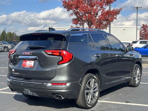 Used 2018 GMC Terrain Denali w/ Advanced Safety Package image 3