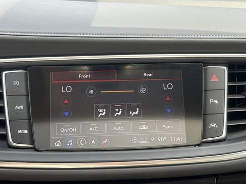 Used 2023 Buick Enclave Avenir w/ Avenir Technology Package AWD/4WD image 13