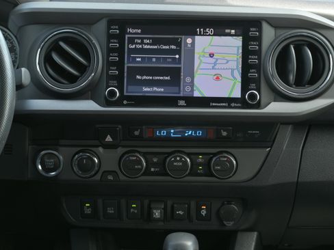 Used 2023 Toyota Tacoma TRD Off-Road w/ TRD Premium Off Road Package image 17