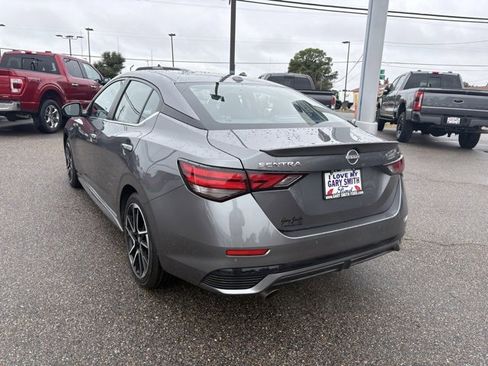 Used 2025 Nissan Sentra SR image 5