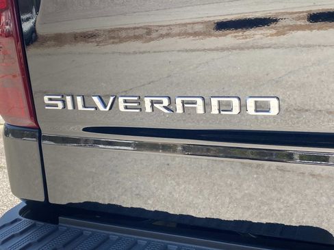 Used 2024 Chevrolet Silverado 1500 Custom image 5