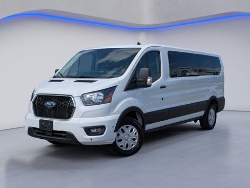 Used 2025 Ford Transit 350 XLT RWD image 2