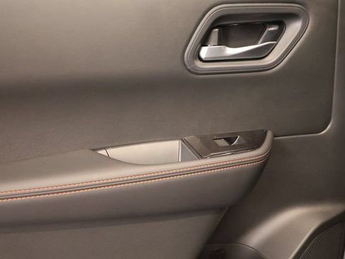 New 2026 Nissan Rogue SV AWD/4WD image 27