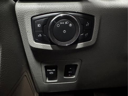 Used 2018 Ford F150 XLT w/ Equipment Group 301A Mid RWD image 10
