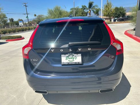 Used 2015 Volvo V60 T5 Premier FWD image 5