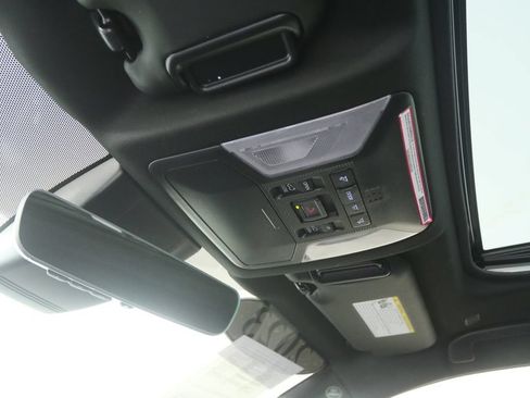 Used 2023 Toyota RAV4 XSE AWD/4WD image 21