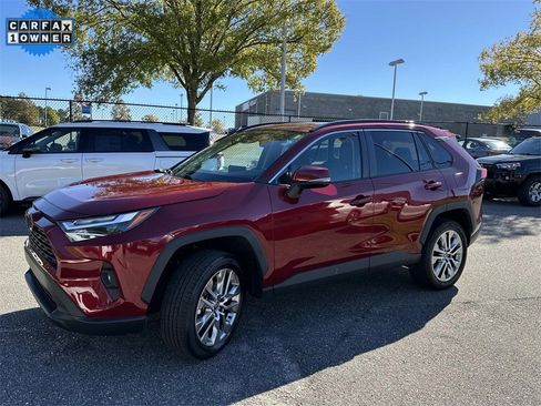 Used 2023 Toyota RAV4 XLE Premium image 10