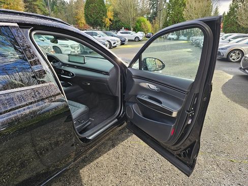 Certified 2025 Genesis GV70 3.5T Sport w/ Sport Prestige Package image 28