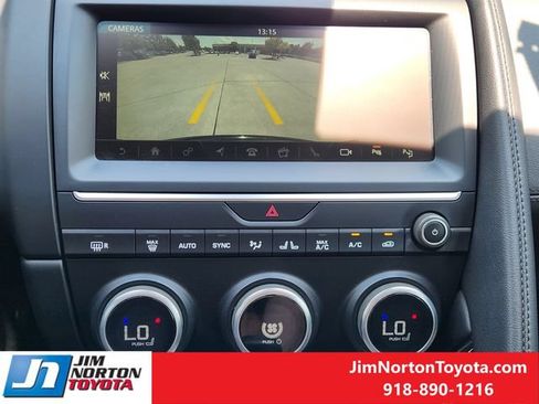 Used 2020 Jaguar E-PACE SE AWD/4WD image 18