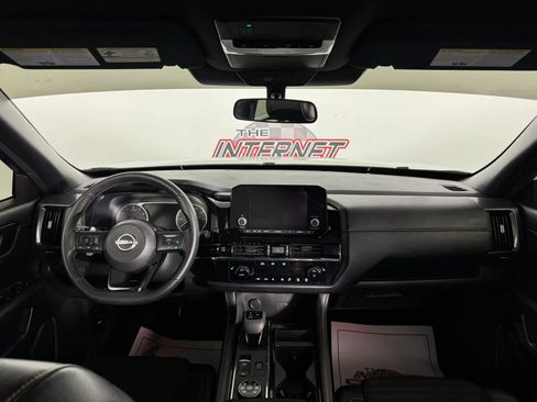 Used 2025 Nissan Pathfinder Rock Creek AWD/4WD image 11
