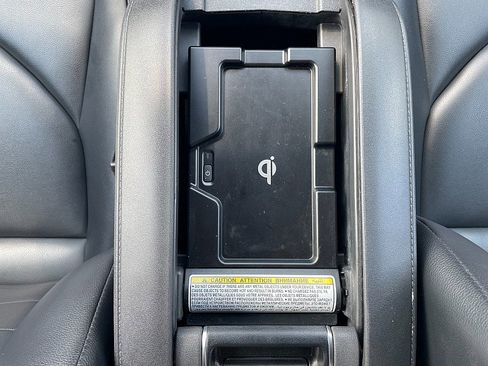 Used 2021 Toyota Highlander XLE image 26