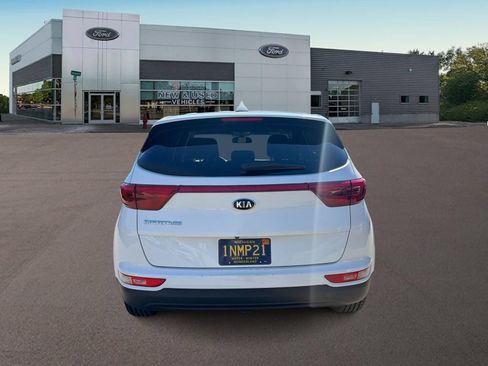 Used 2018 Kia Sportage LX AWD/4WD image 8