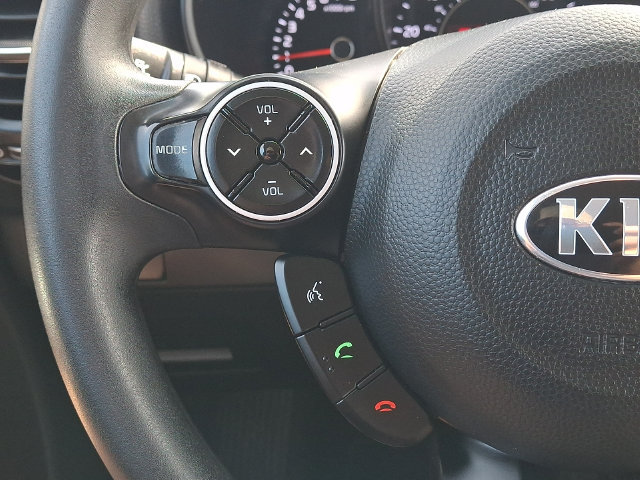 Used 2018 Kia Soul FWD image 19