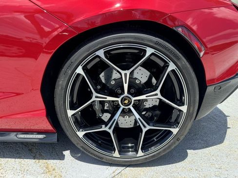 Used 2025 Lamborghini Revuelto AWD/4WD image 30