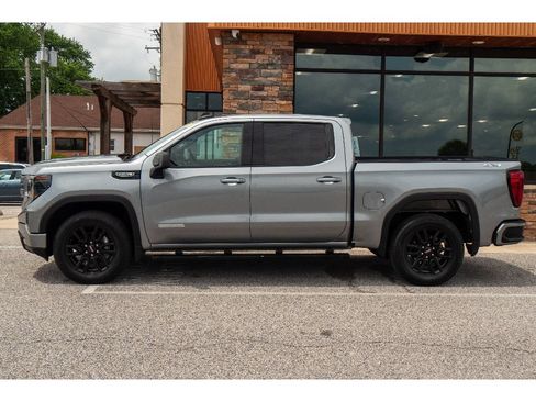 Used 2023 GMC Sierra 1500 Elevation AWD/4WD image 6