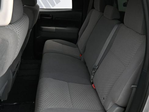 Used 2012 Toyota Tundra 4x4 Double Cab w/ Tow Pkg image 16