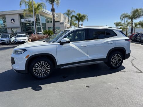 Used 2025 Volkswagen Tiguan S AWD/4WD image 12