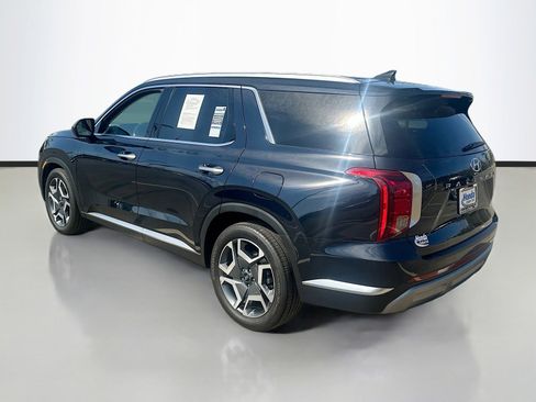 Used 2024 Hyundai Palisade Limited FWD image 5