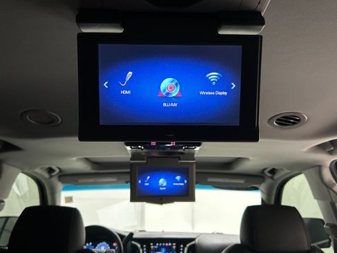 Used 2019 Cadillac Escalade ESV Premium Luxury AWD/4WD image 34