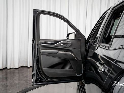 Used 2023 Cadillac Escalade V image 19
