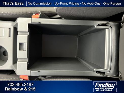 New 2025 Subaru Crosstrek 2.0i Premium image 31