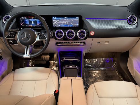 Certified 2025 Mercedes-Benz GLA 250 image 34