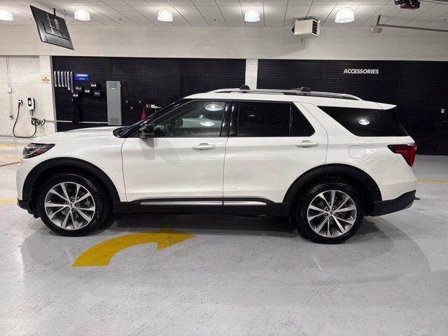 Used 2025 Ford Explorer Platinum w/ Ultimate Package AWD/4WD image 3