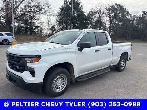 Used 2025 Chevrolet Silverado 1500 W/T w/ WT Value Package image 3