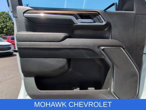 Certified 2023 Chevrolet Silverado 1500 LT w/ Z71 Off-Road Package AWD/4WD image 22