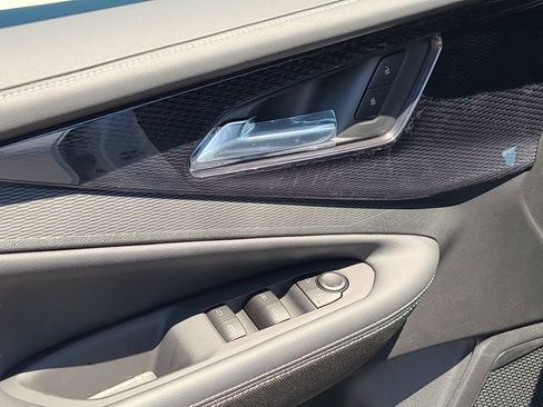 New 2025 Chevrolet Blazer EV LT image 19