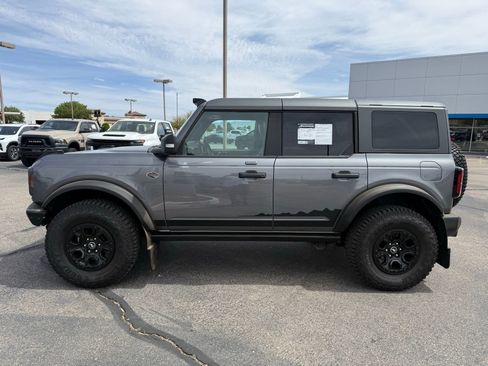 Used 2022 Ford Bronco Wildtrak AWD/4WD image 11